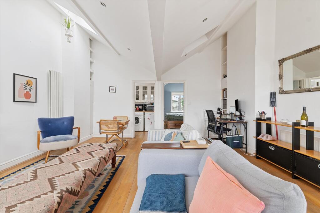 Apartment in London, Paddington - View 5