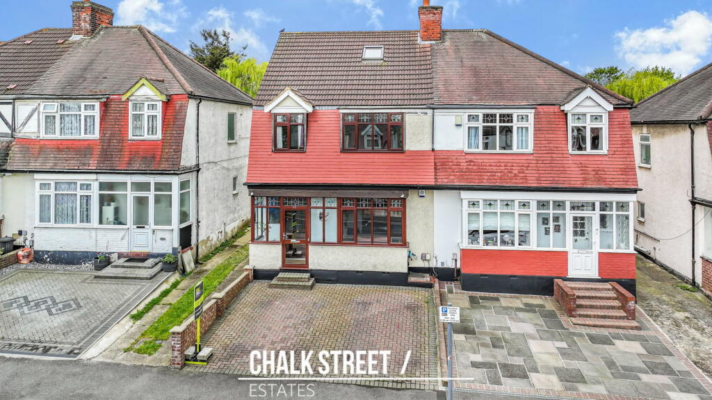 Main image of property: Carlton Road, Gidea Park, RM2