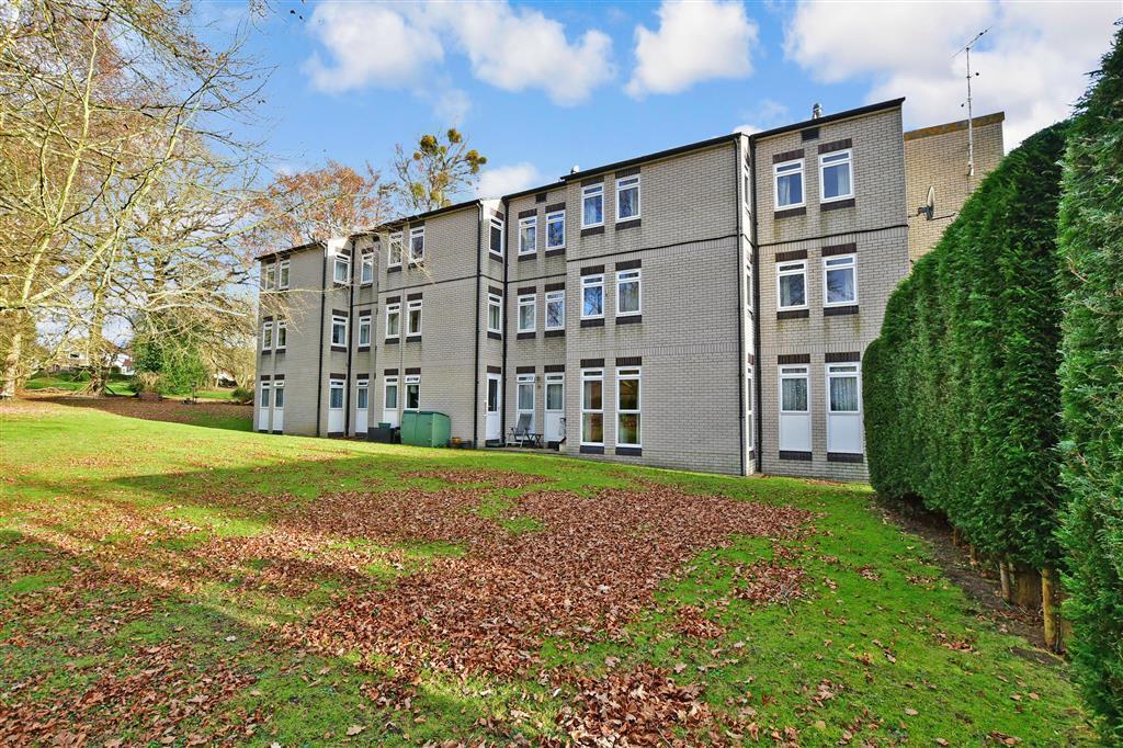 Main image of property: Tonbridge Road, Maidstone