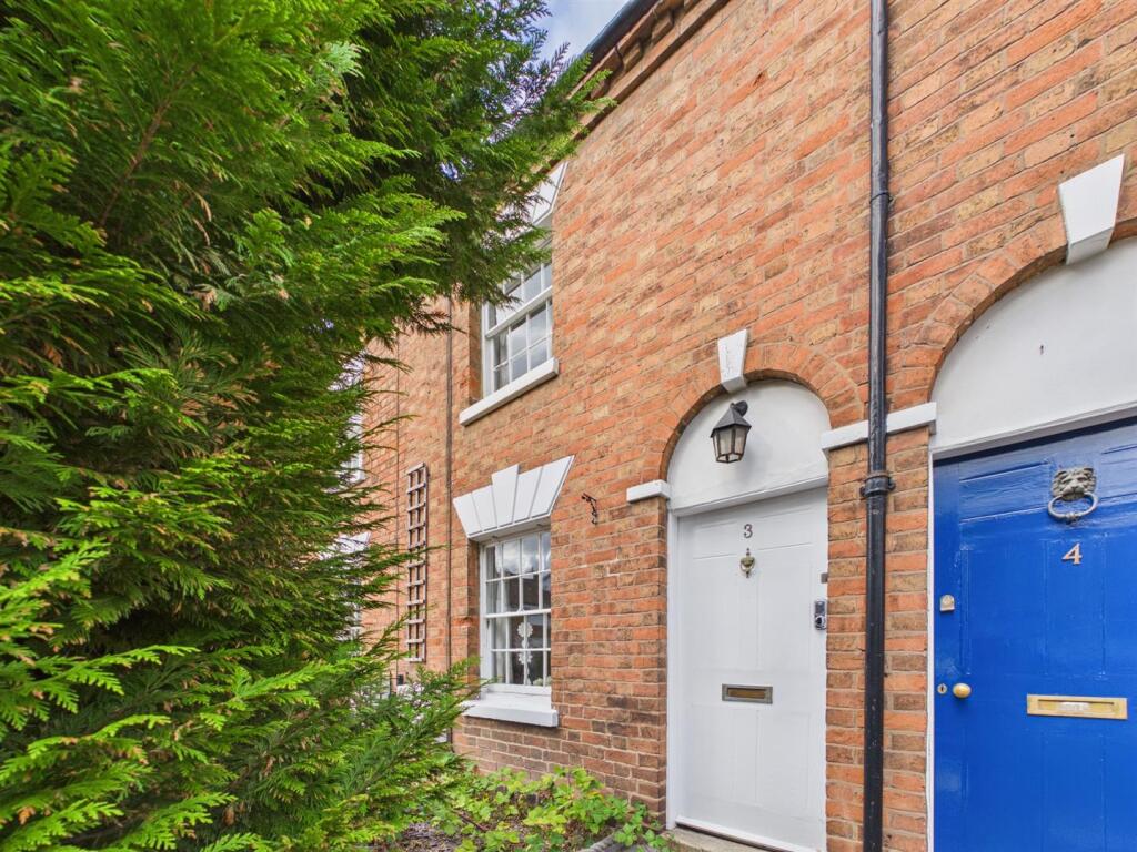 Main image of property: Windsor Street, Stratford upon Avon