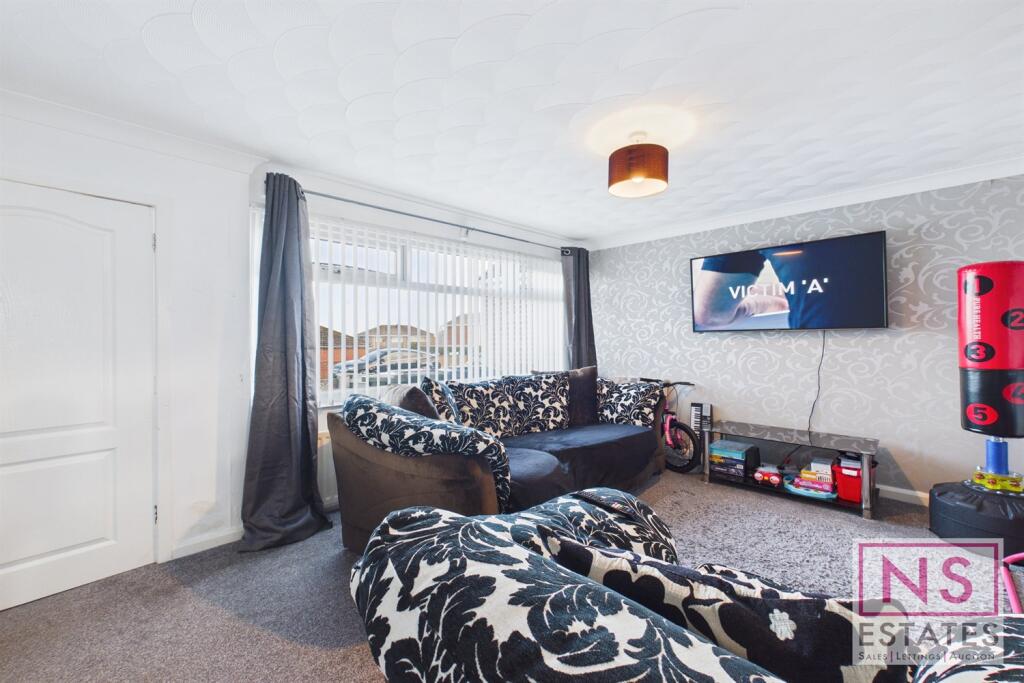 Hexham Drive, Eston, Middlesbrough, TS6 photo 3