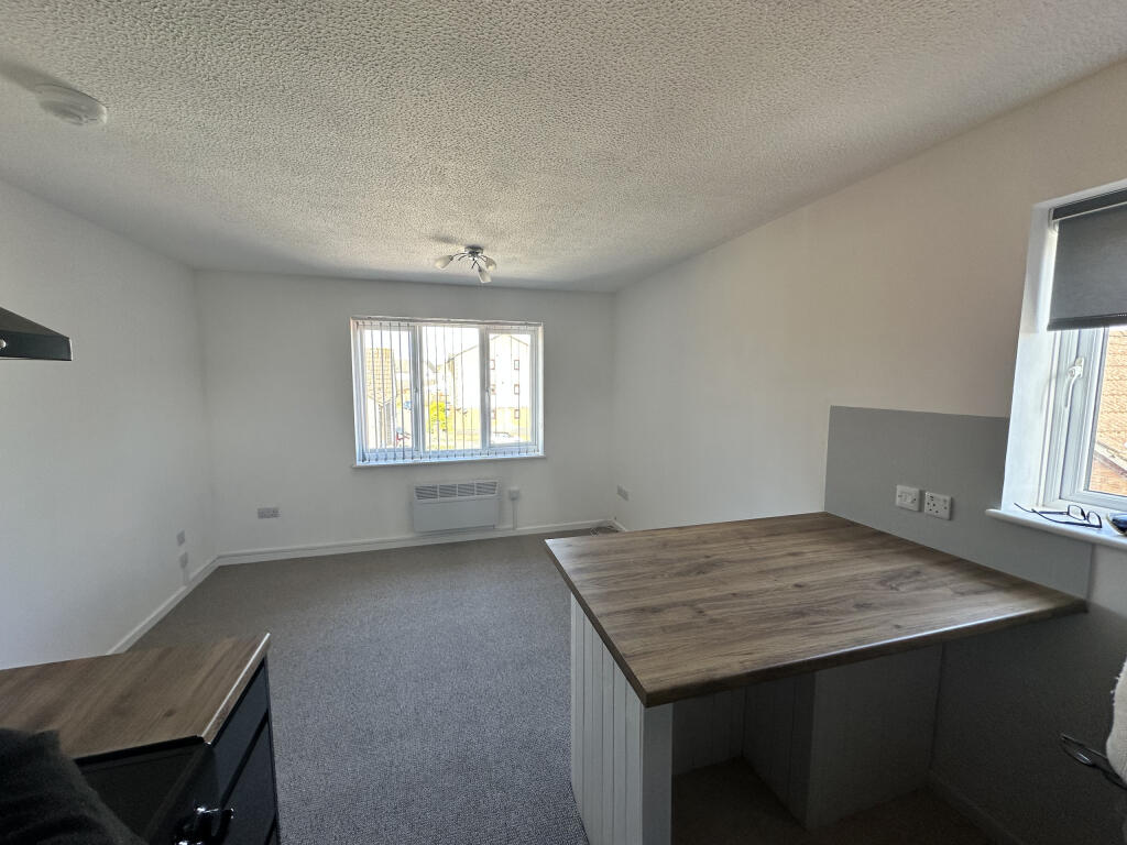 Barlynch Court, Yeovil, Somerset, BA21 3TT photo 4