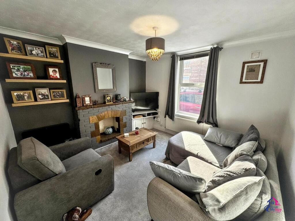 House in South Kesteven, Gonerby Hill Foot, Grantham - View 2