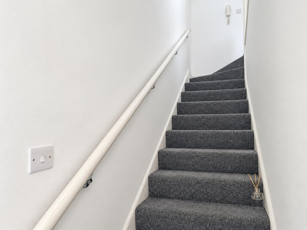 Apartment in London - View 3
