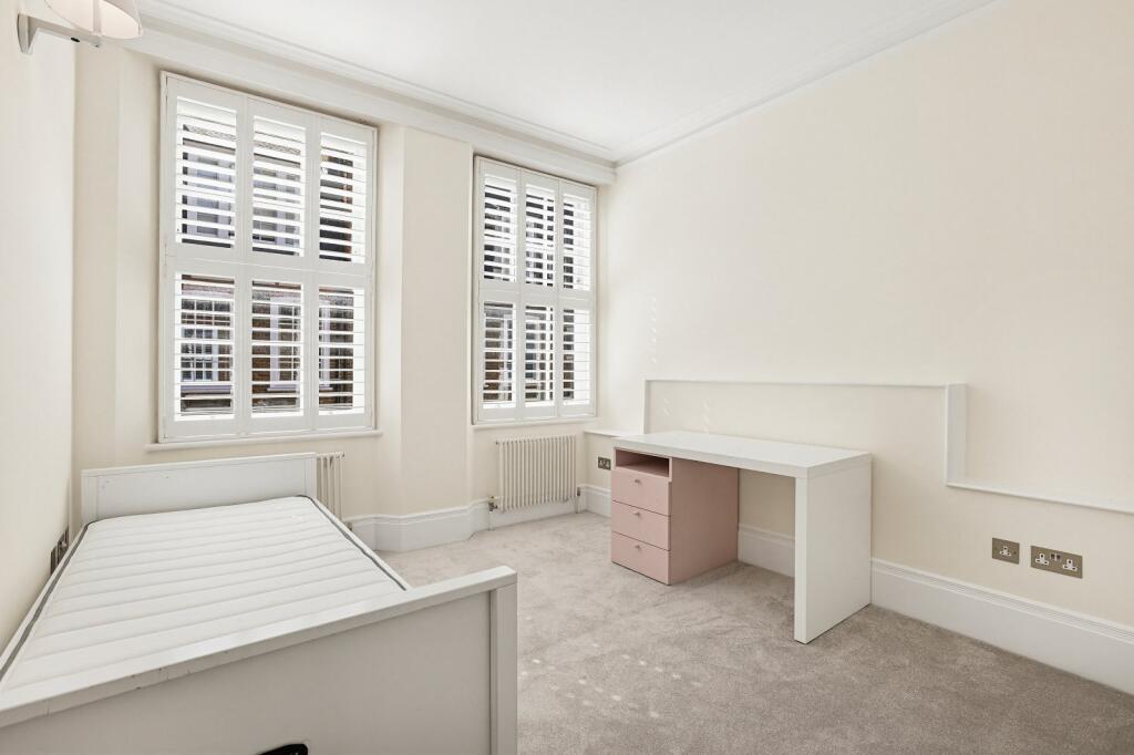 4 bedroom flat for rent