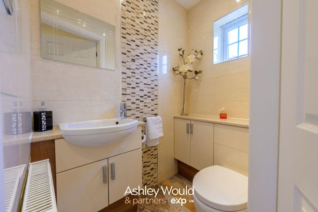 Additional image 12 of Oak Tree Crescent, Halesowen, B62 9DA