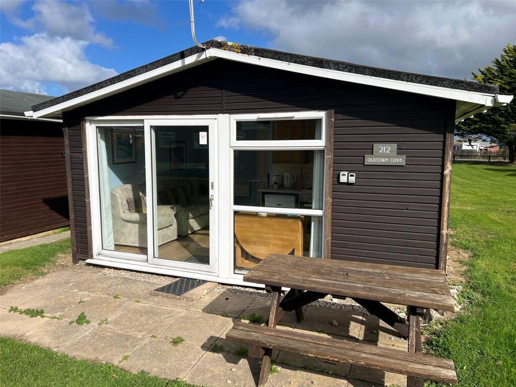 2-bed detached on Atlantic Bays, St Merryn, Cornwall, PL28, £20,000