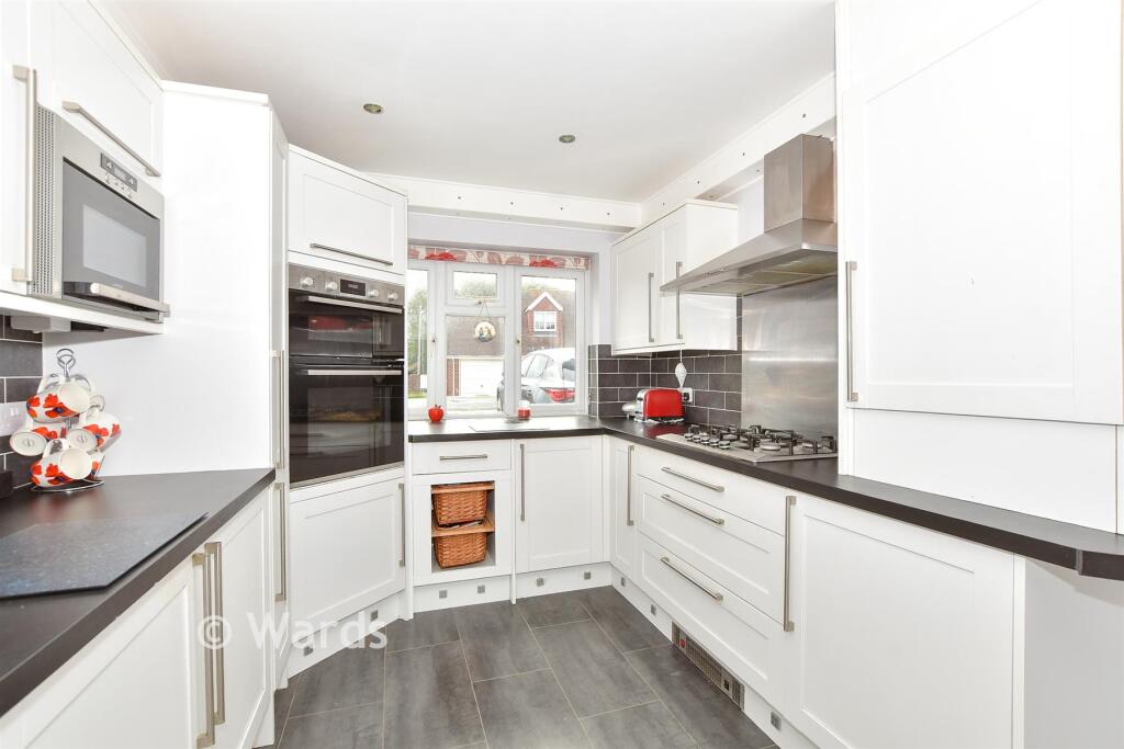 House in Tonbridge - View 4