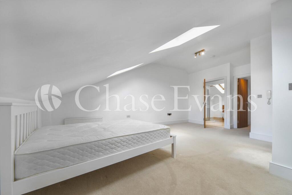 4 bedroom terraced house for rent