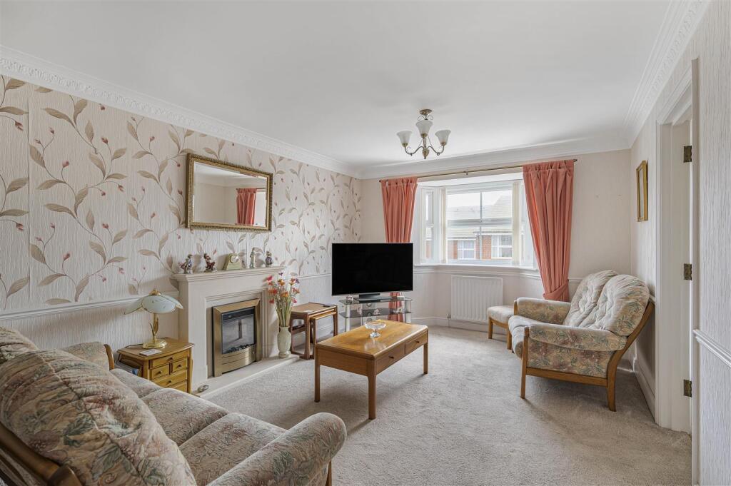 Apartment in Lewes, Seaford - View 4
