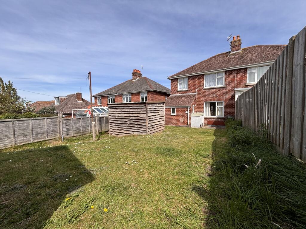 House in Newport, Gunville - View 3