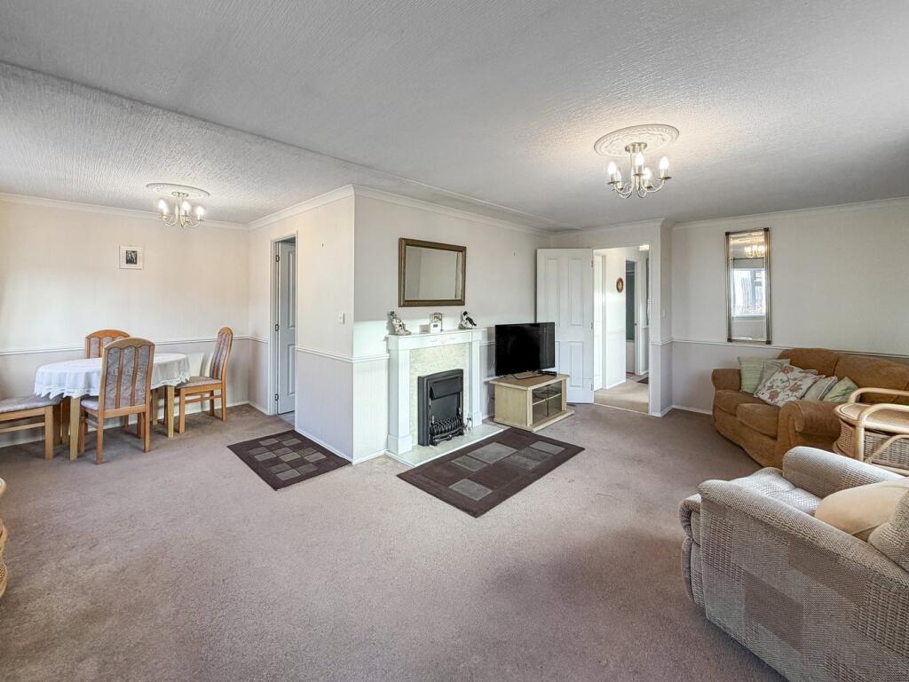 St Gotthards Avenue, Martlesham Heath, Ipswich, IP5 photo 2