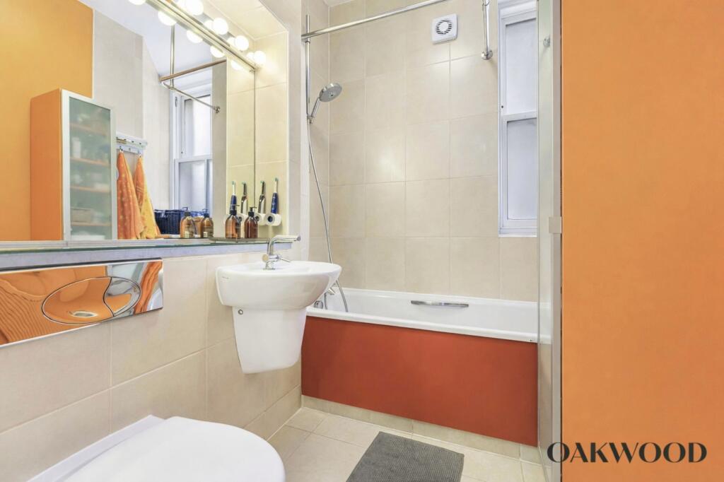 Apartment in London - More