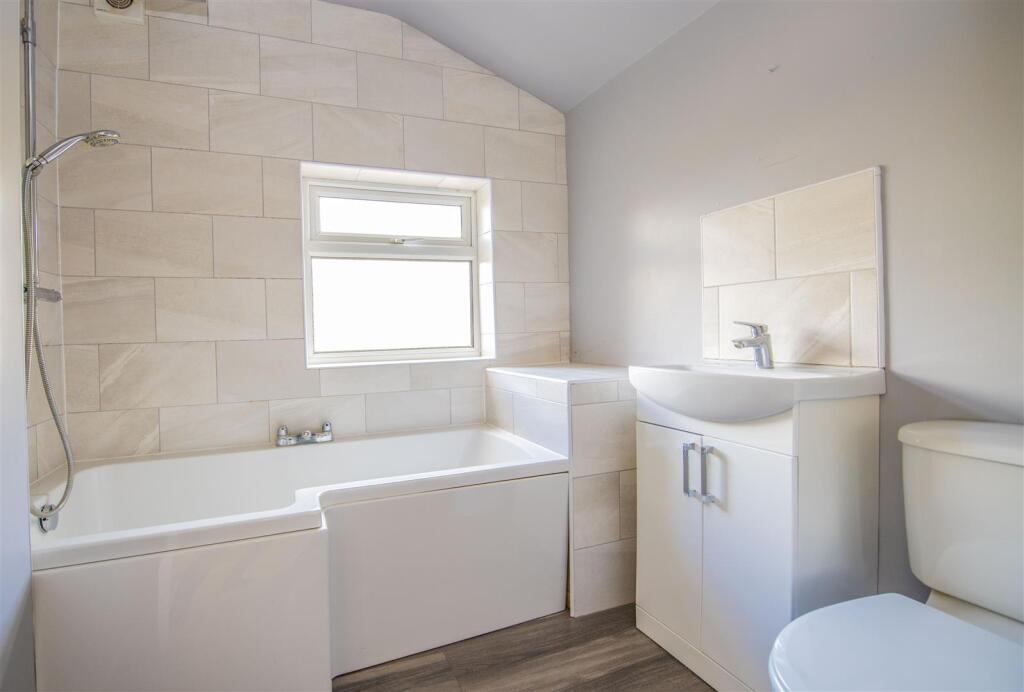 House in Northampton - View 4