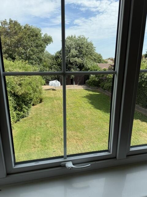 Hayling Island, Hants, PO11 - More