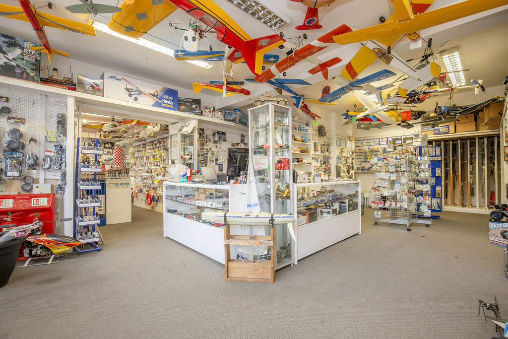 shop 1
