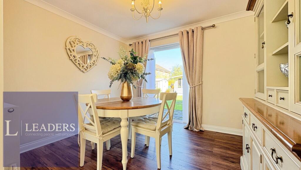 House in Braintree, Halstead - More