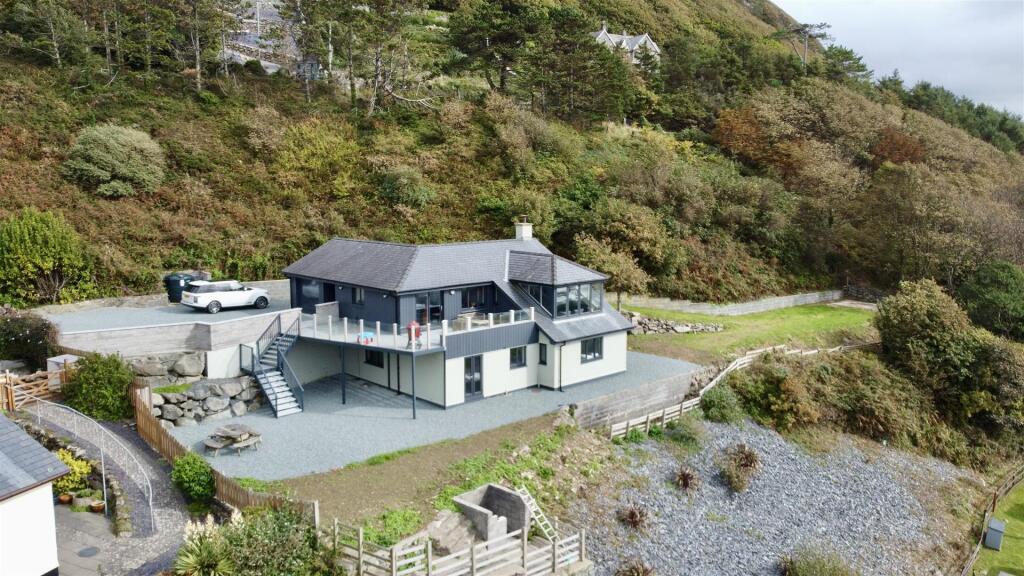 Main image of property: Ffridd Elin, Llanaber, Barmouth