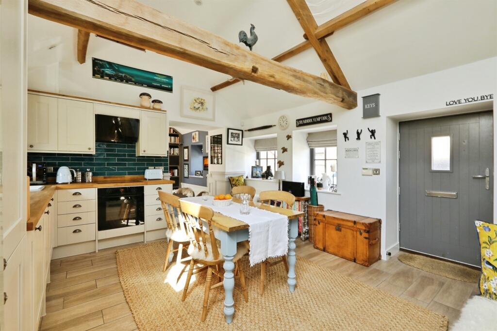 House in Bolsover, Hodthorpe and Belph - View 4