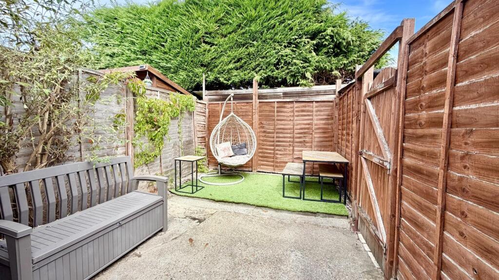 House in St. Leonards-on-Sea, Hollington - View 4
