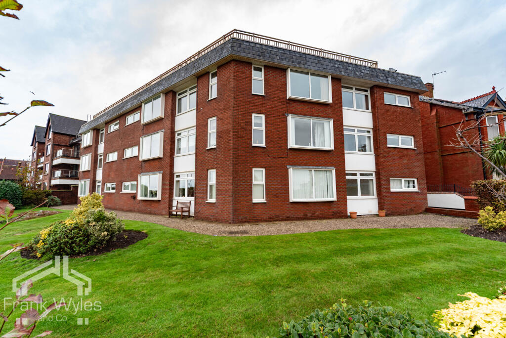 2-bed flat on High Legh, Marine Drive, Lytham St. Annes, Lancashire, £280,000