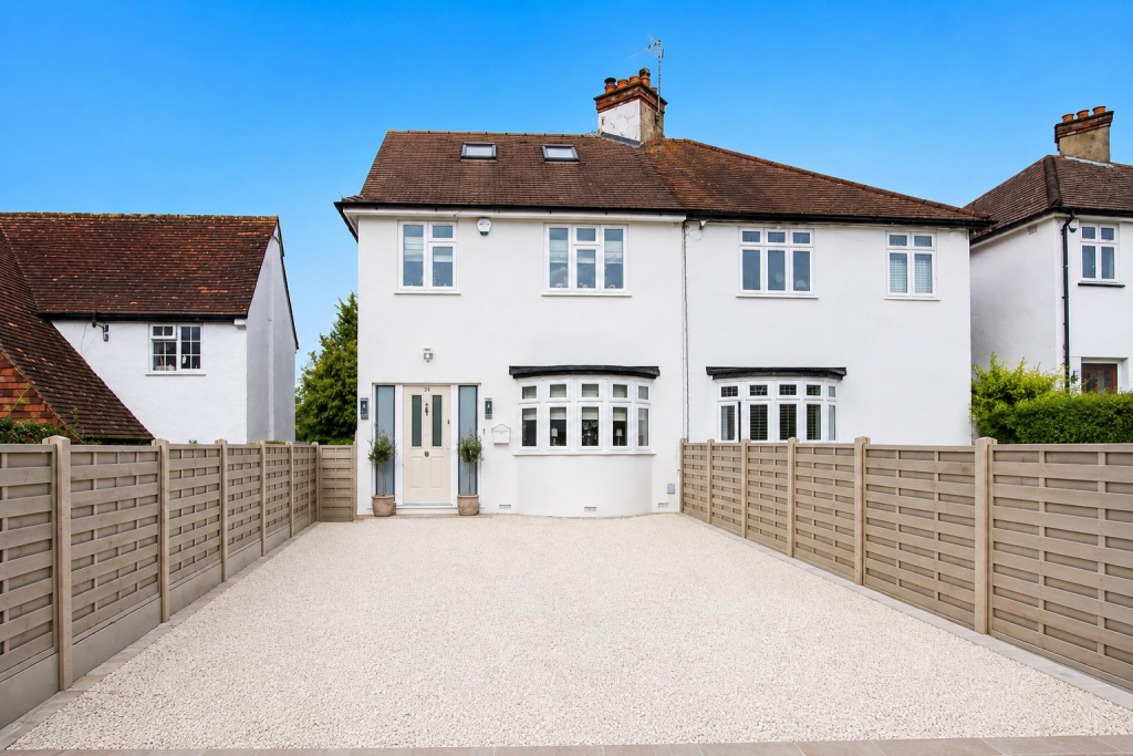 House in Reigate and Banstead, Banstead - View 4