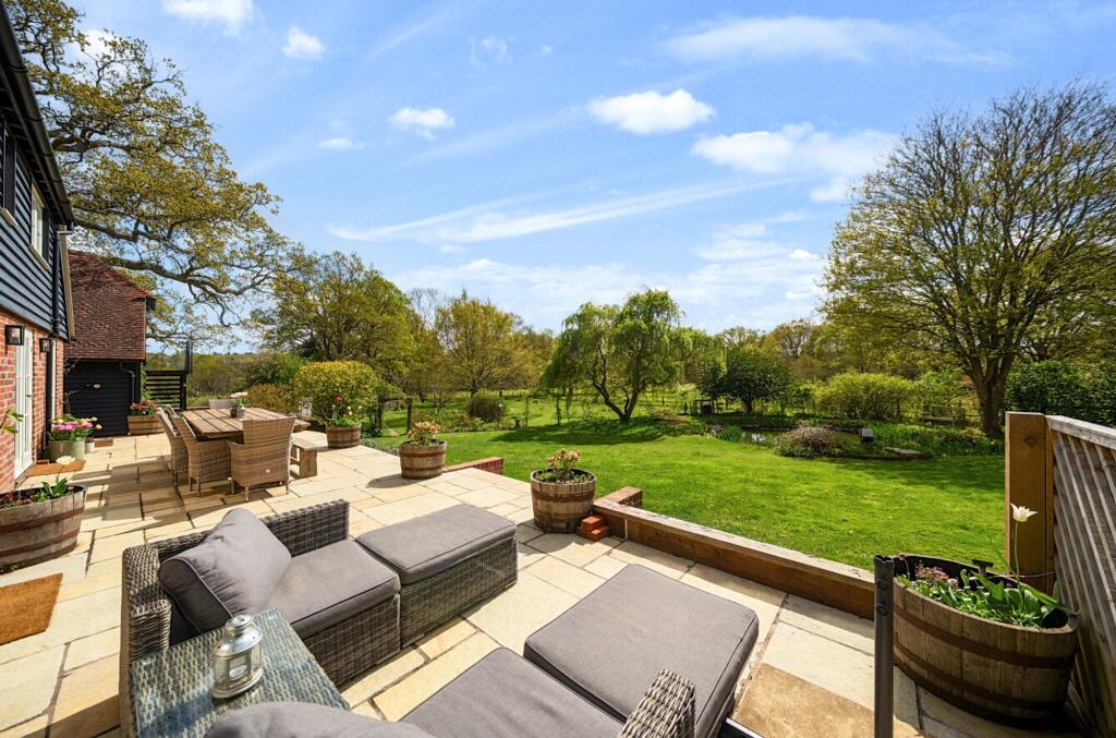 Eridge Road, Groombridge, TN3 - View 2