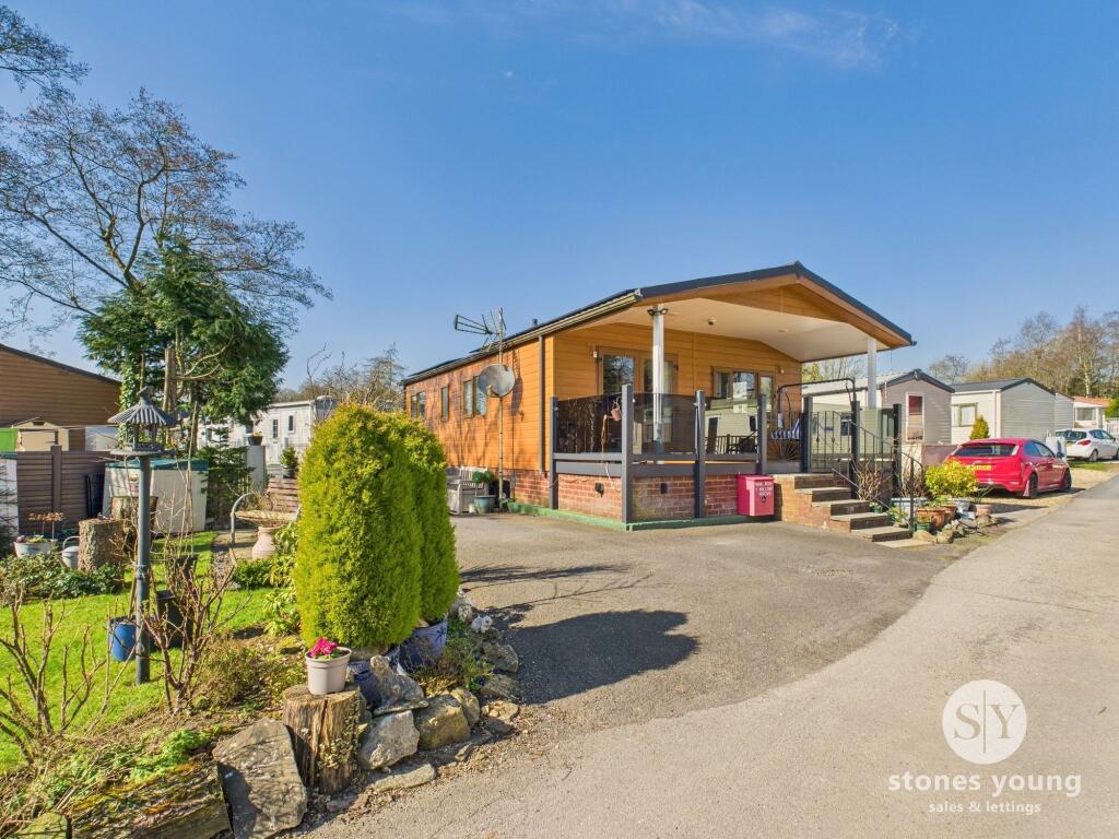 2-bed caravan on Three Rivers Woodland Park, West Bradford, BB7, £149,000