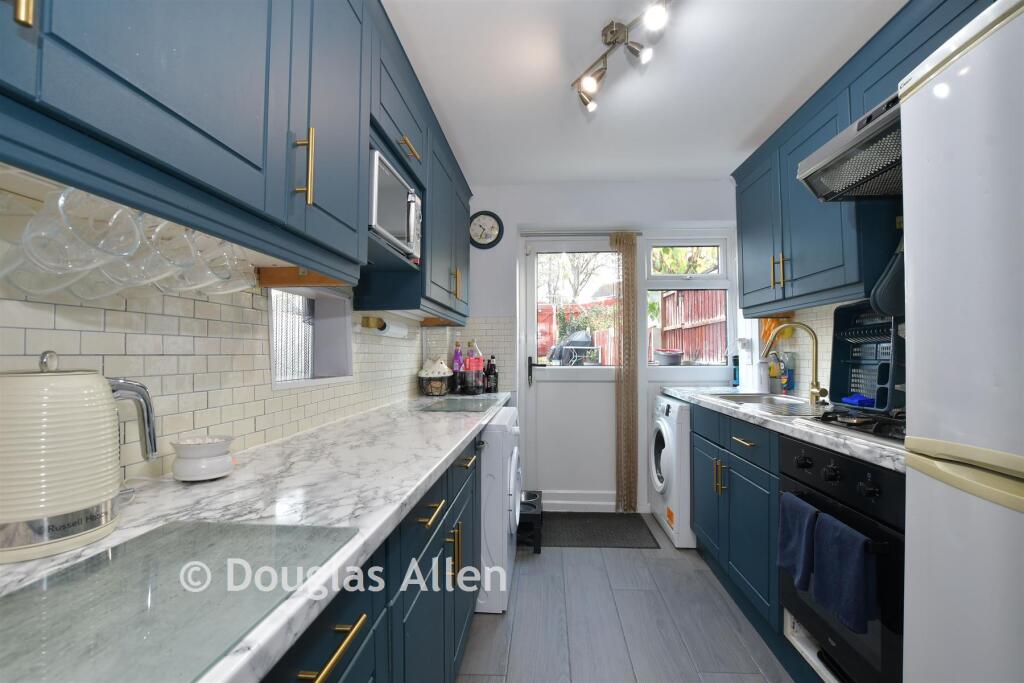 Main image of property: Nether Priors, Basildon, Essex