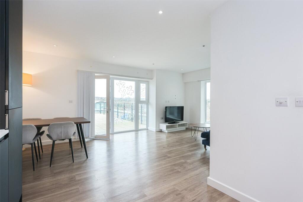 Apartment in London - View 5