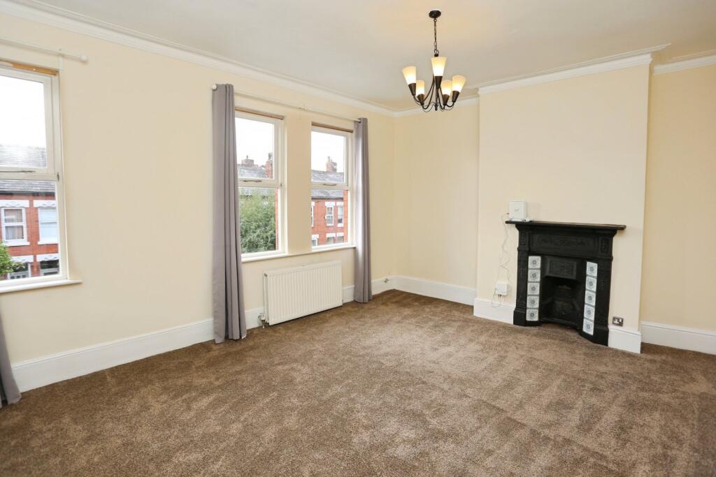 House in Stockport, Heaton Mersey, The Four Heatons - View 5