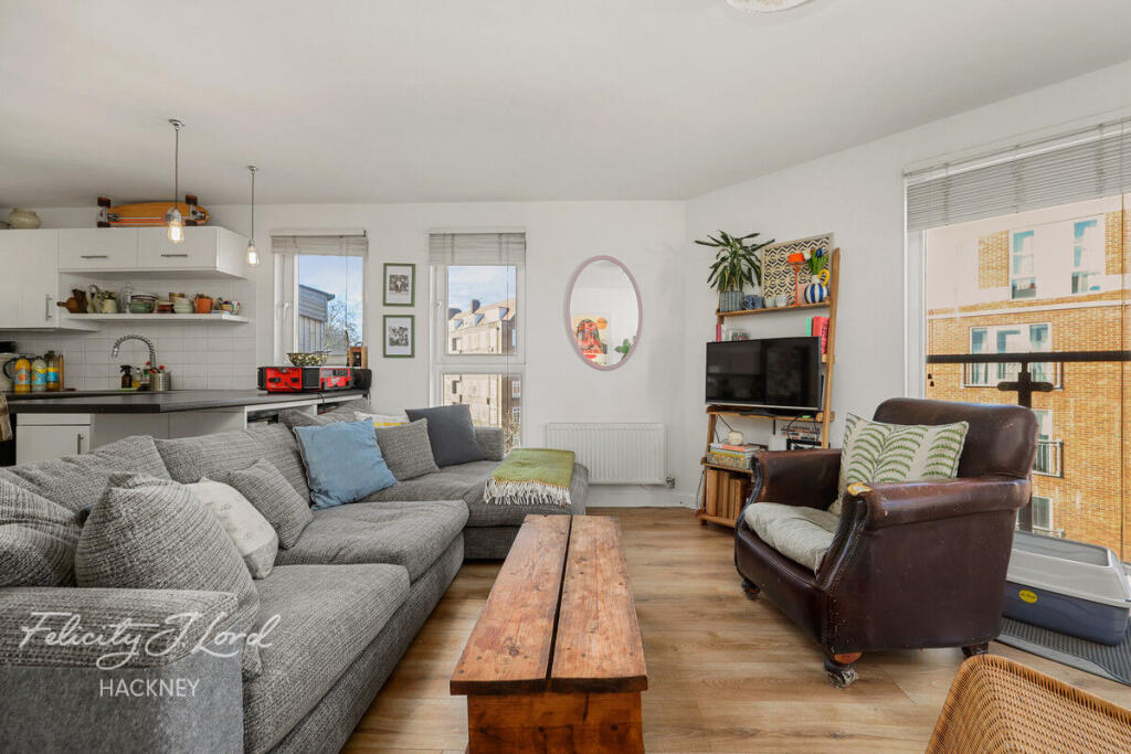 Main image of property: 223b Amhurst Road, London, E8