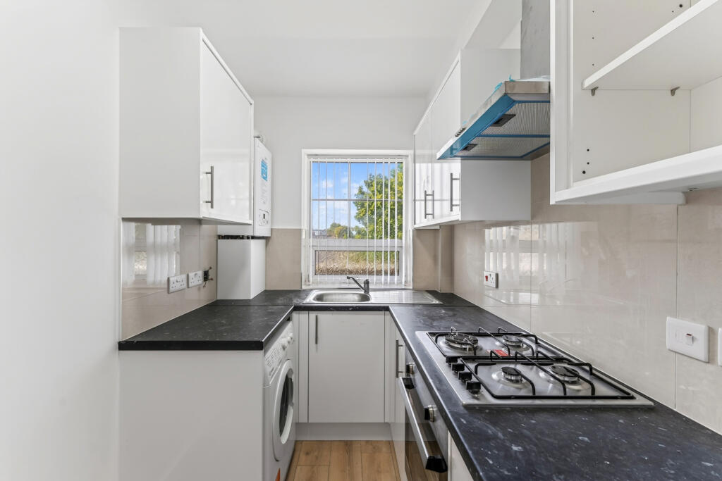 Main image of property: New Park Road, London, SW2