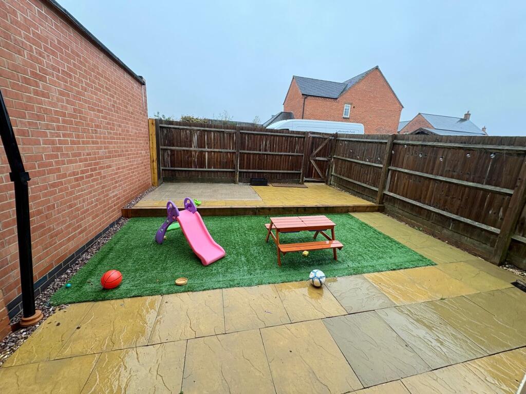 House in Harborough, Gilmorton - More