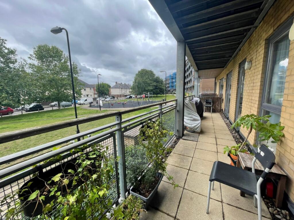 Apartment in London - View 4
