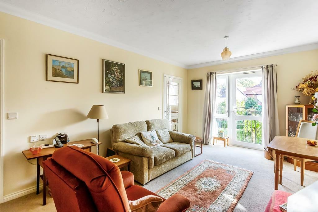 Emmeline Lodge, Leatherhead, KT22 photo 2