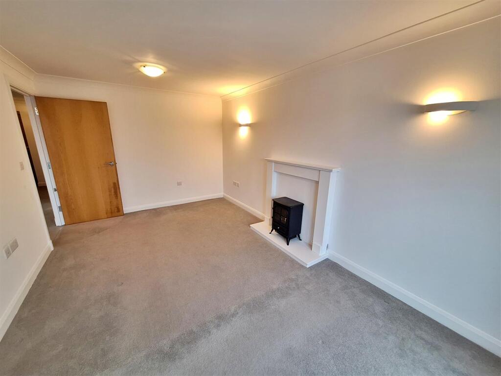 Apartment in Blackpool - More