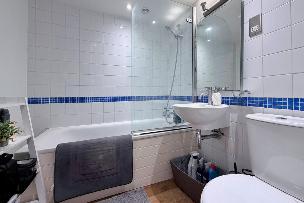 Apartment in Bath - More