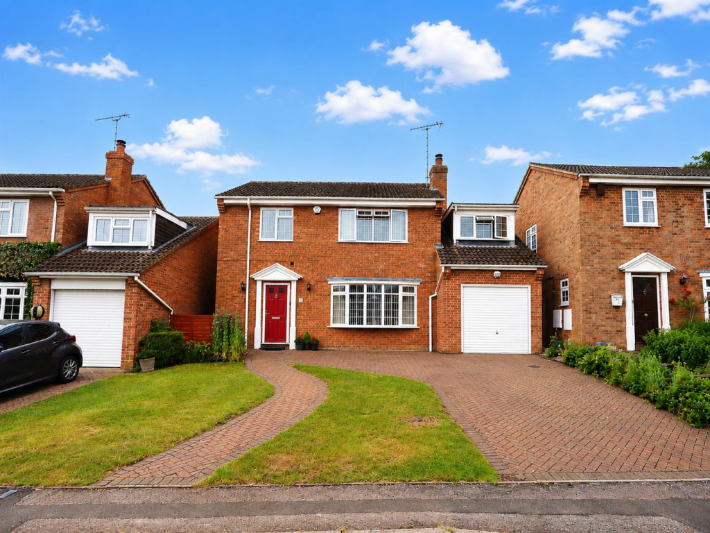 Main image of property: Mowbray Drive, Leighton Buzzard