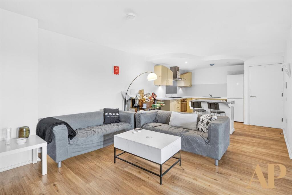 Main image of property: 100 Westminster Bridge Road, Lambeth