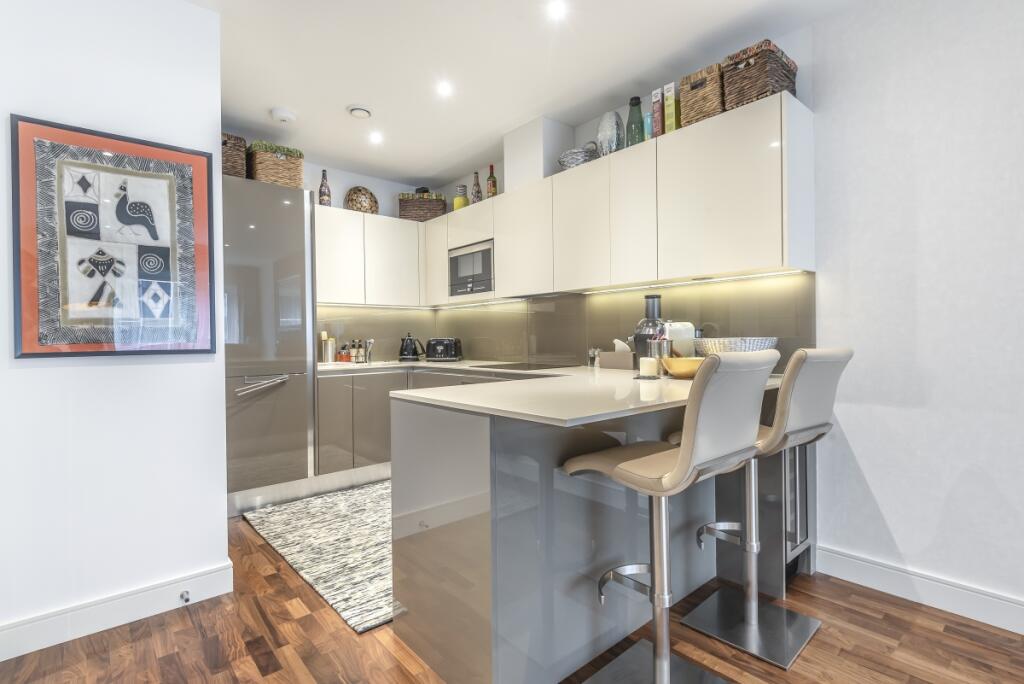 Apartment in London, Battersea Reach, Wandsworth - View 4