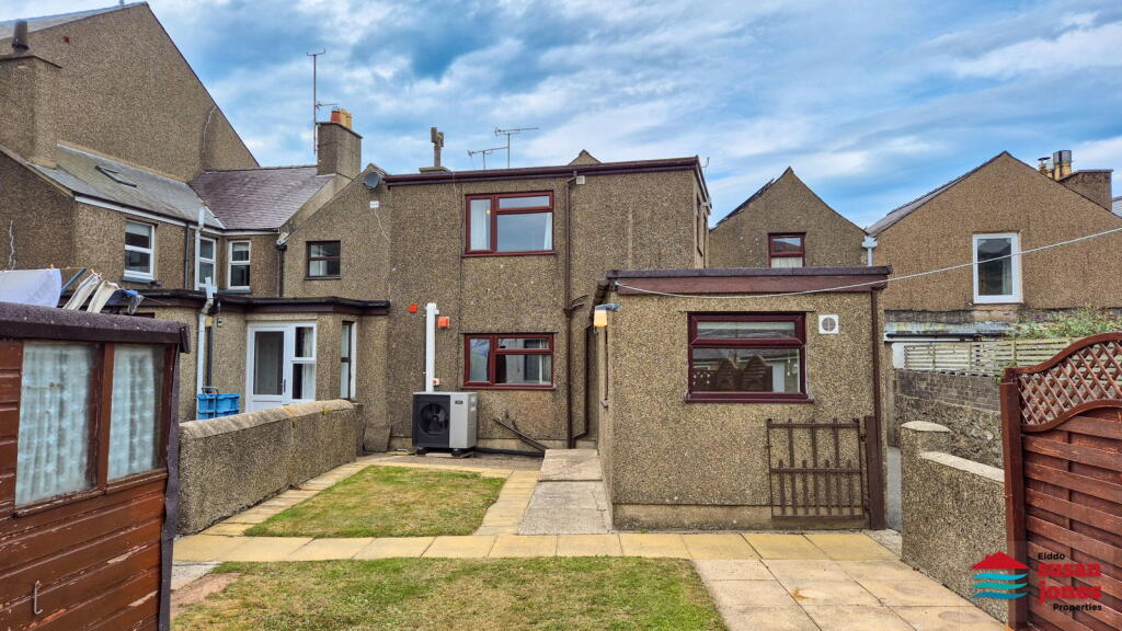 House in Llandudno - More