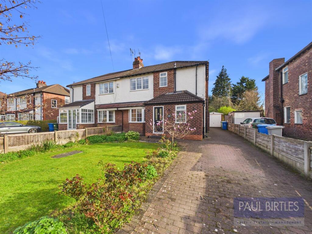 Main image of property: Davyhulme Road, Davyhulme, Trafford, M41 8BX