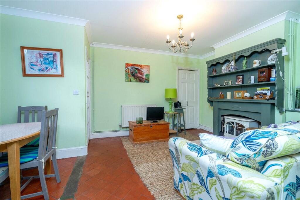 Fen Road, Pointon, Sleaford, Lincolnshire, NG34 - View 5