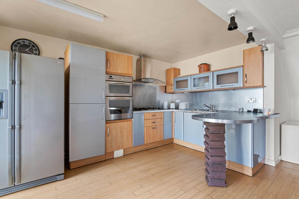 House in Worcester, Worcestershire - View 2