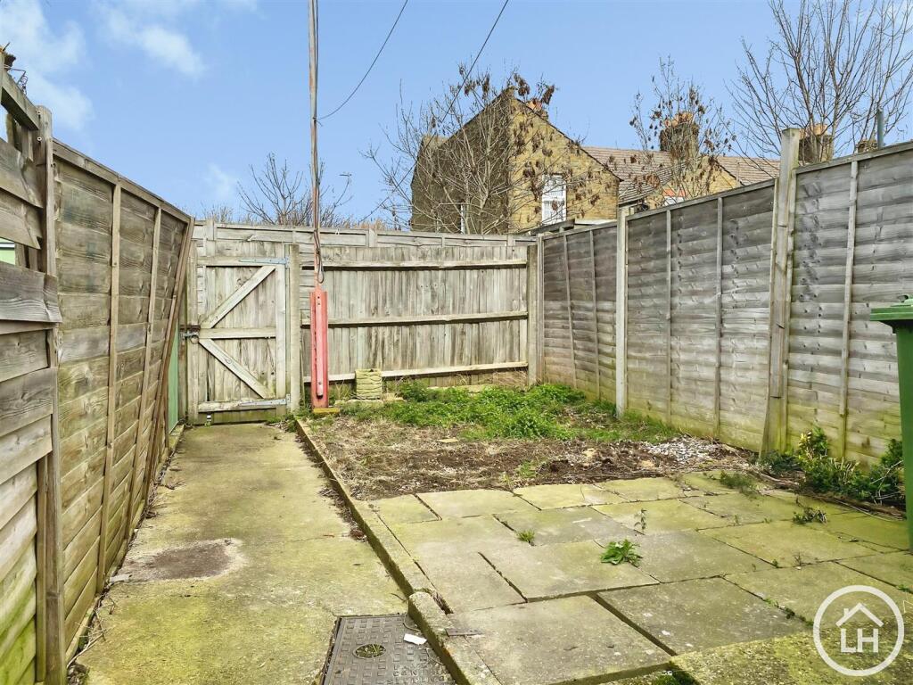 Property photo 8