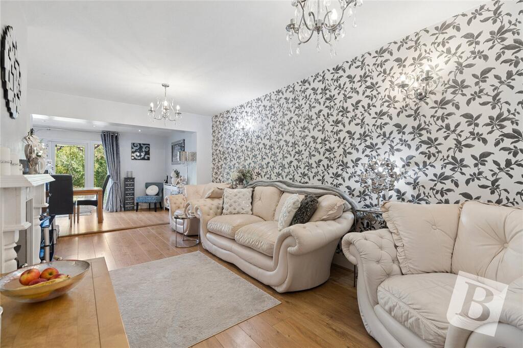 House in Romford - View 4