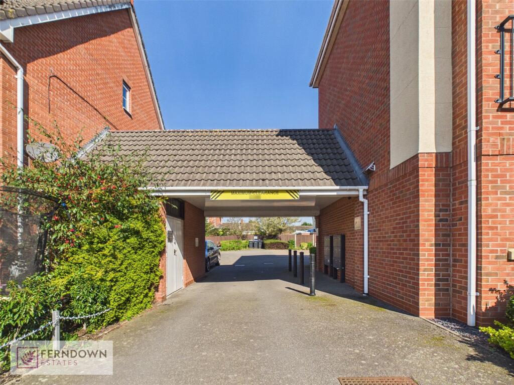 Additional image 11 of York Crescent, Shard End, Birmingham, B34
