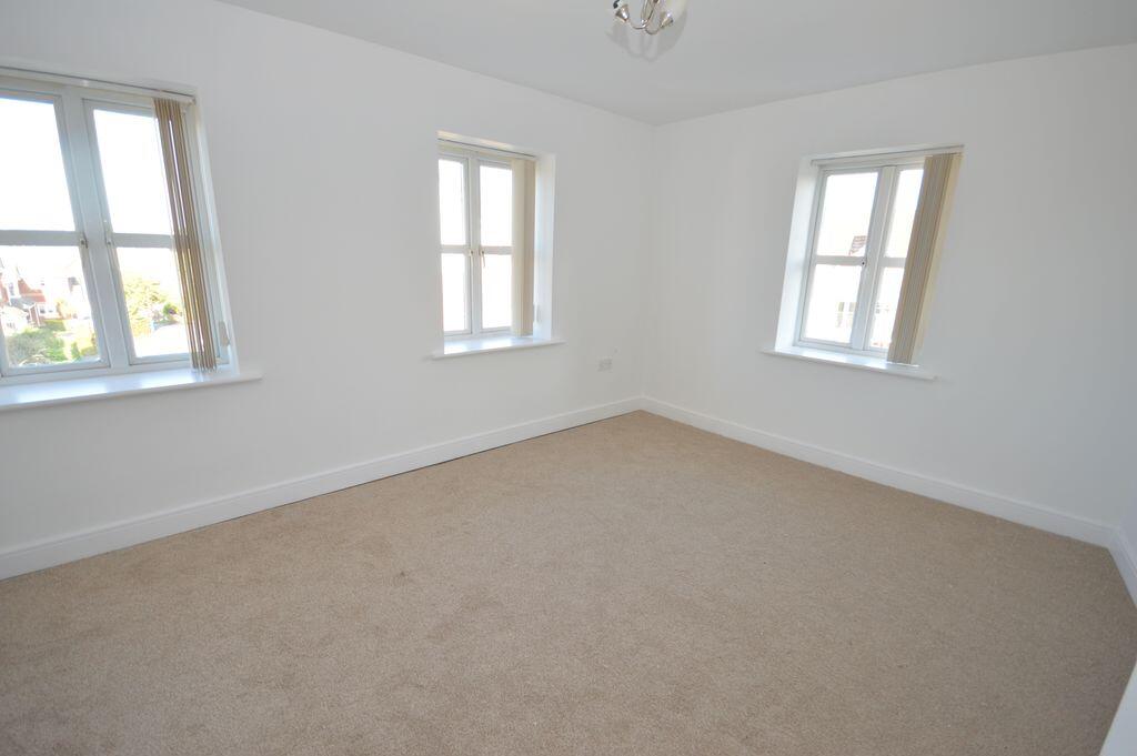 Apartment in Warrington - View 5