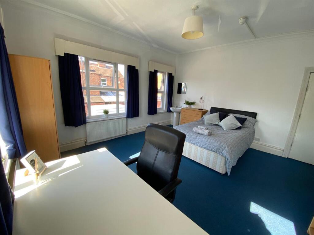 Main image of property: Room 3, Melbourne Road, Earlsdon, Coventry, CV5 6JP